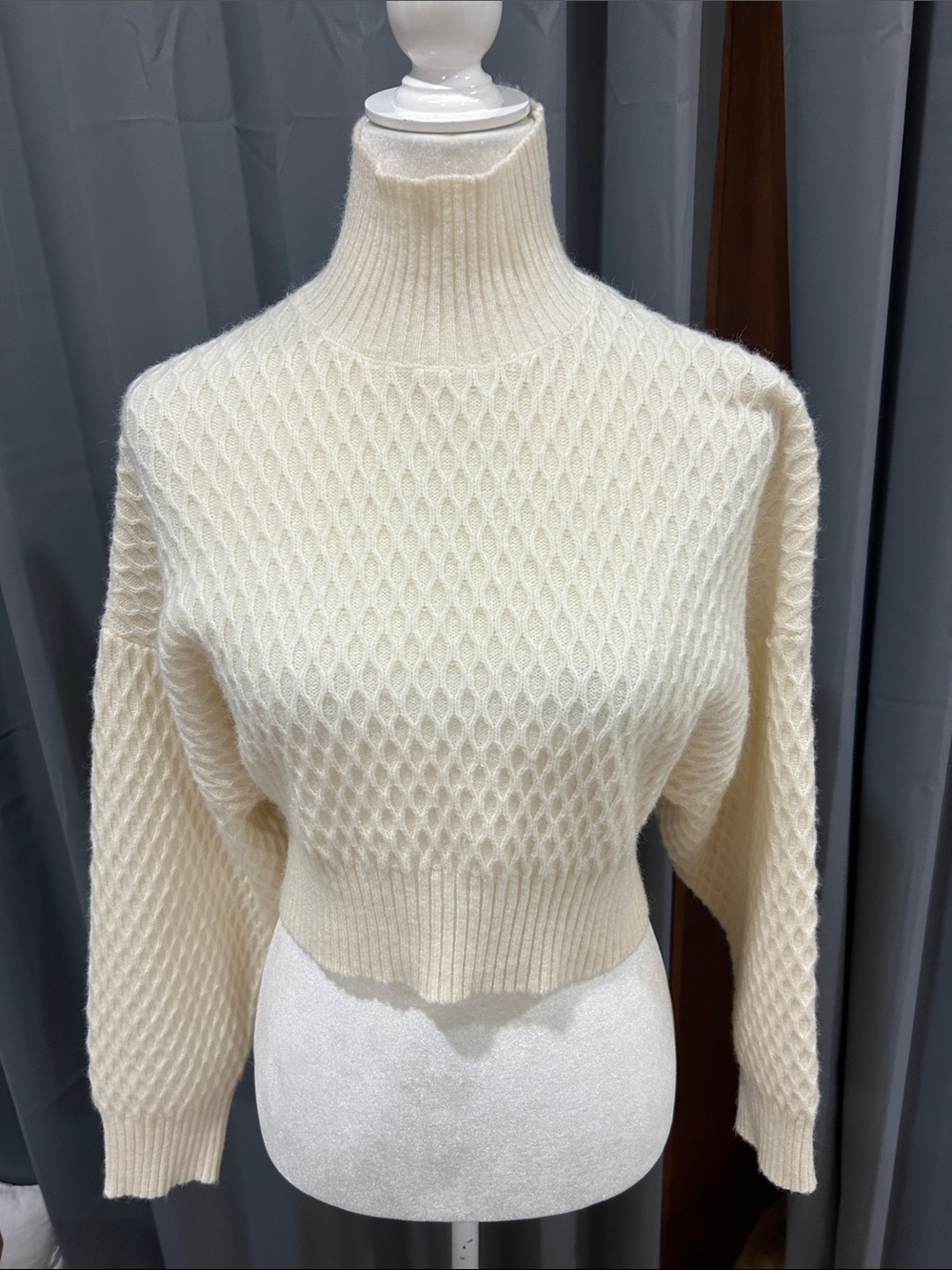 Commense Cream Cable Textured Turtleneck Sweater